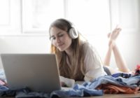 5 maneiras comprovadas de fazer dinheiro trabalhando de casa